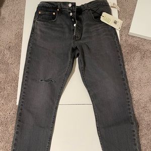 Women’s Levi’s 501 Skinny Jeans,black size 32 x 28 NWT